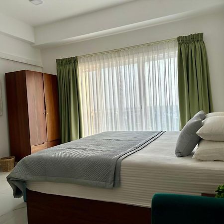 Ocean Breeze Hotel Residencies Britlanka Apartments Negombo Kültér fotó