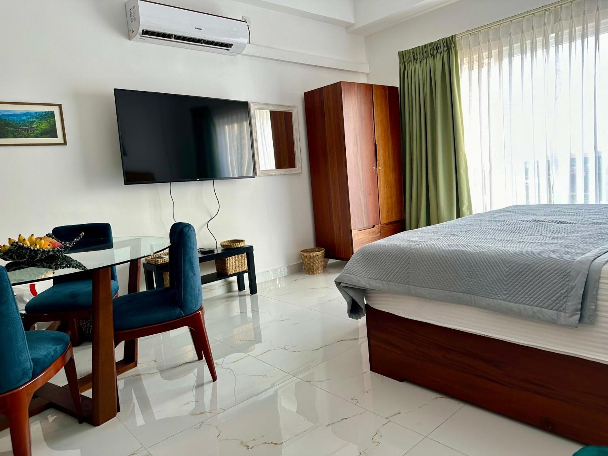 Ocean Breeze Hotel Residencies Britlanka Apartments Negombo Kültér fotó