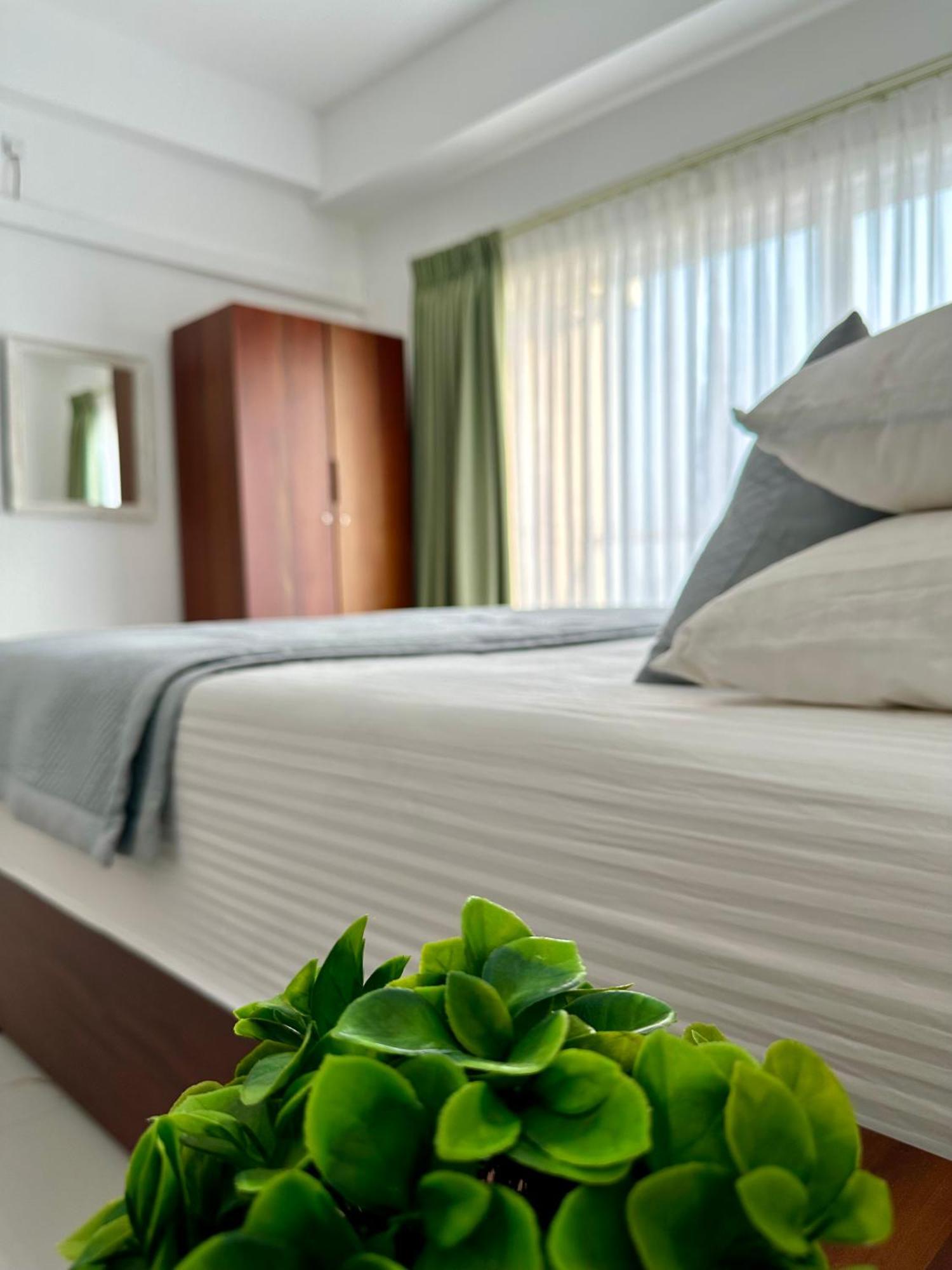Ocean Breeze Hotel Residencies Britlanka Apartments Negombo Kültér fotó