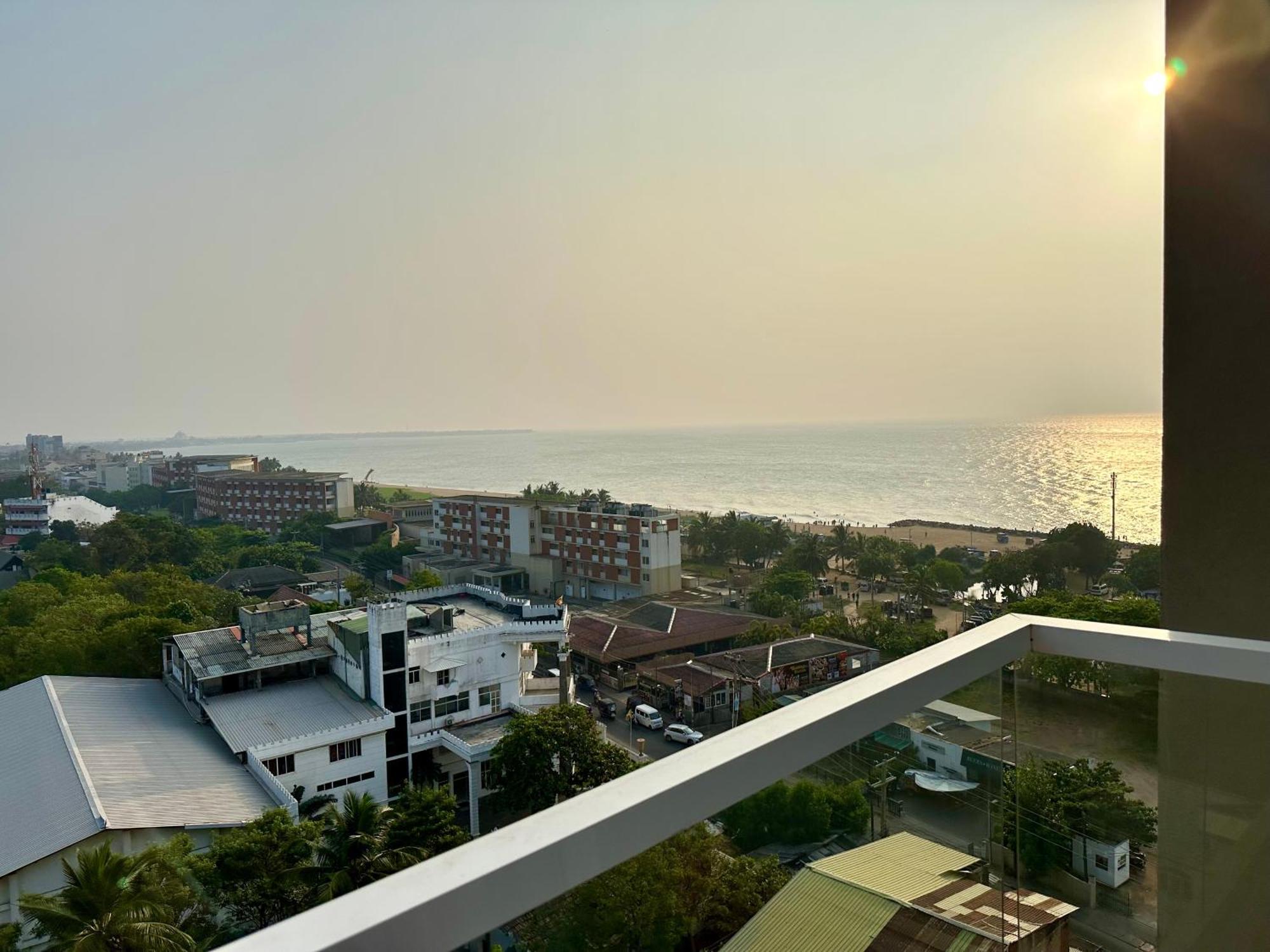 Ocean Breeze Hotel Residencies Britlanka Apartments Negombo Kültér fotó